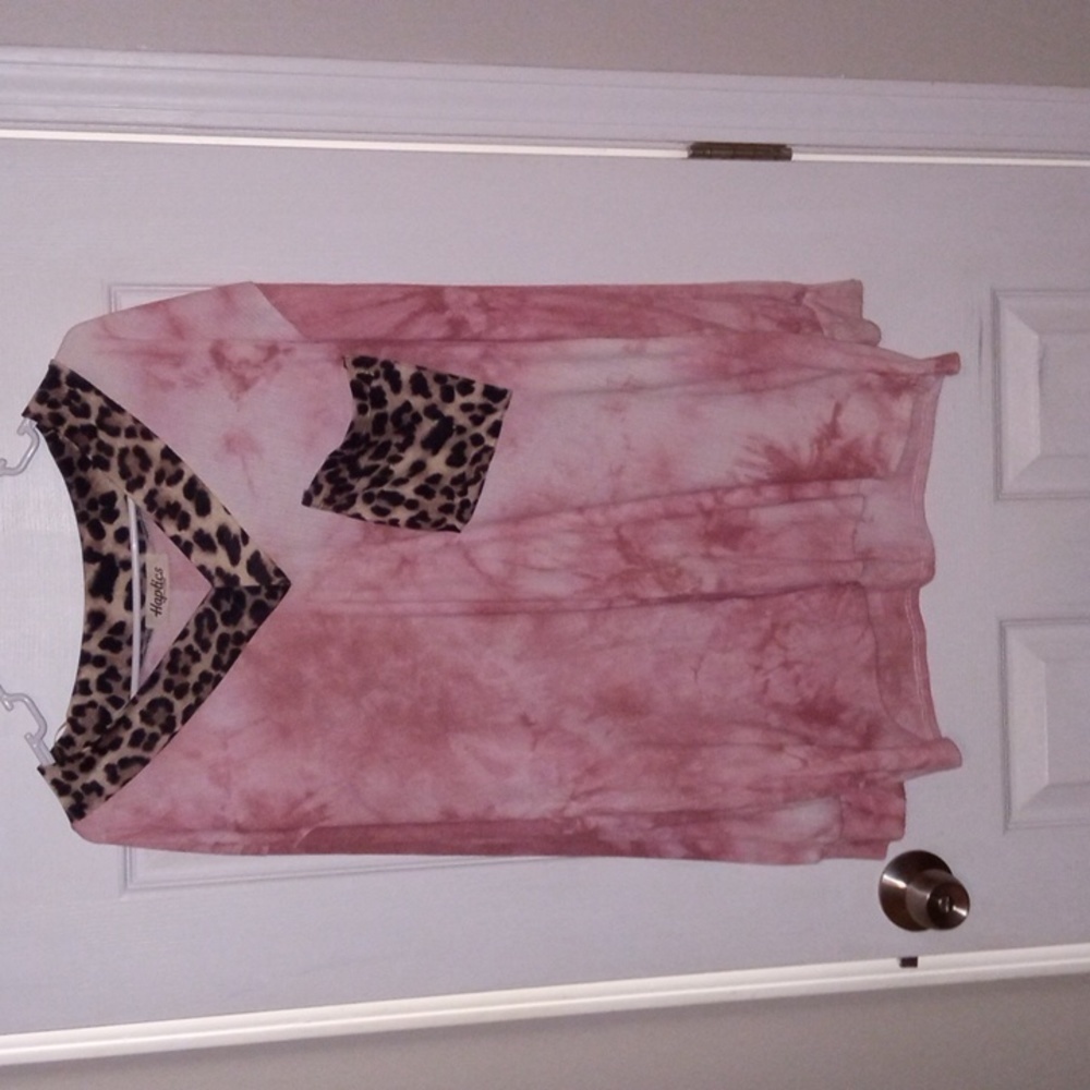 *Boutique Long Sleeve Tye Dye Casual Animal Print Top Oversized Size Large